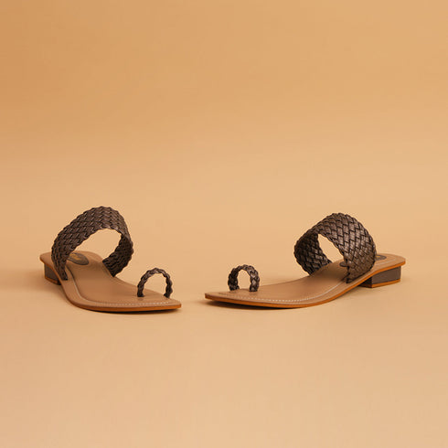 Charvi Woven Flats